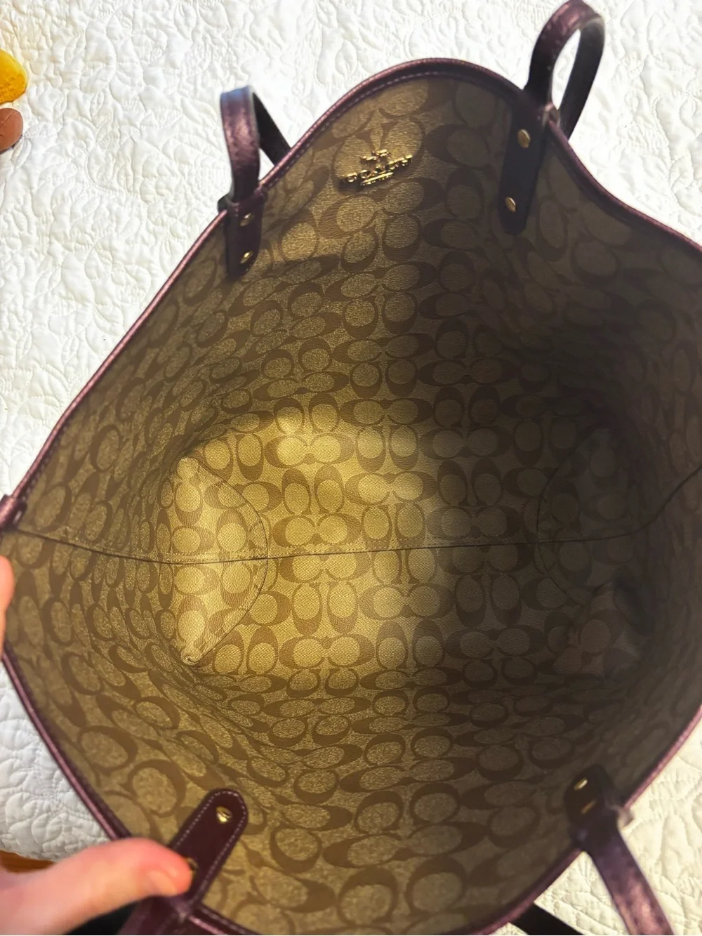 Coach City Tote Bag in Brown with Purple Trim (reversible! pouch included!) - Picture 4 of 10